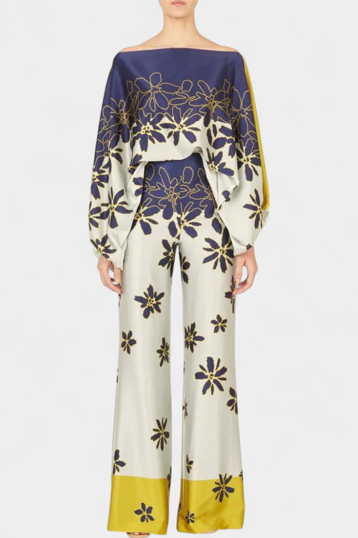 Sybella Sada Dvou Kousků s Odhalenými Rameny a Širokými Kalhotami s Vzorem