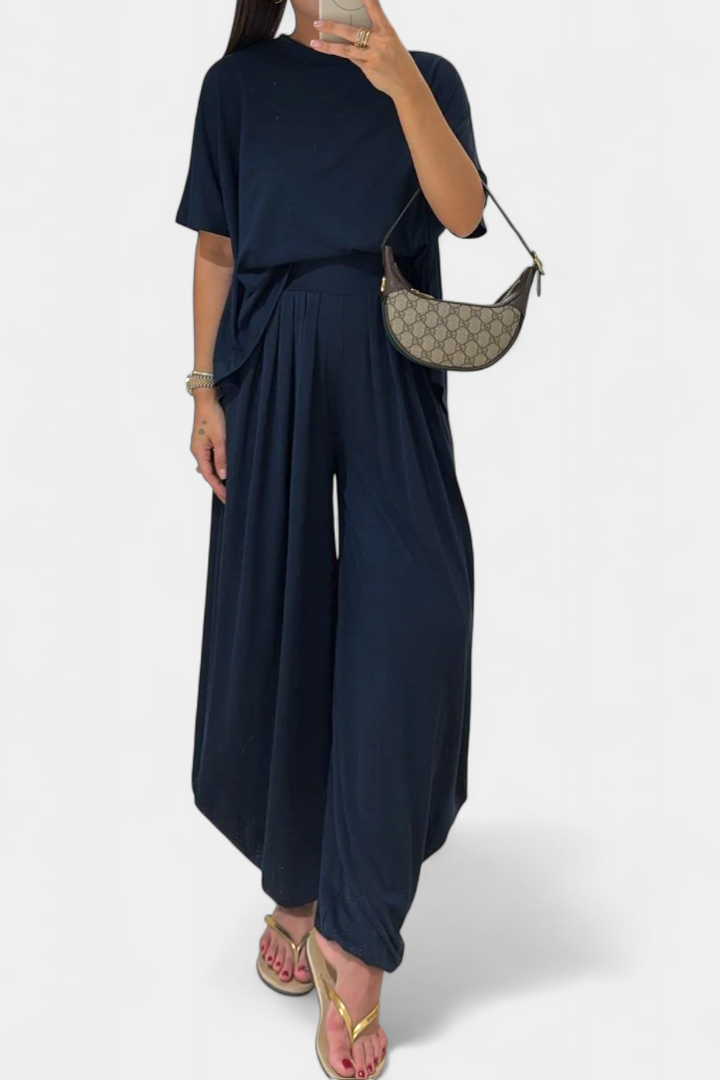 Trista Souprava Casual s Měkkým Topem a Kalhotami Širokých Nohavic