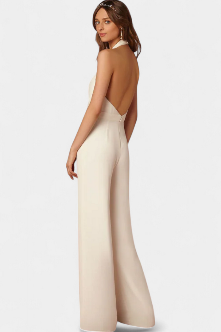 Lila Mono s Širokými Nohavicemi a Lehkým Elegantním Stylem